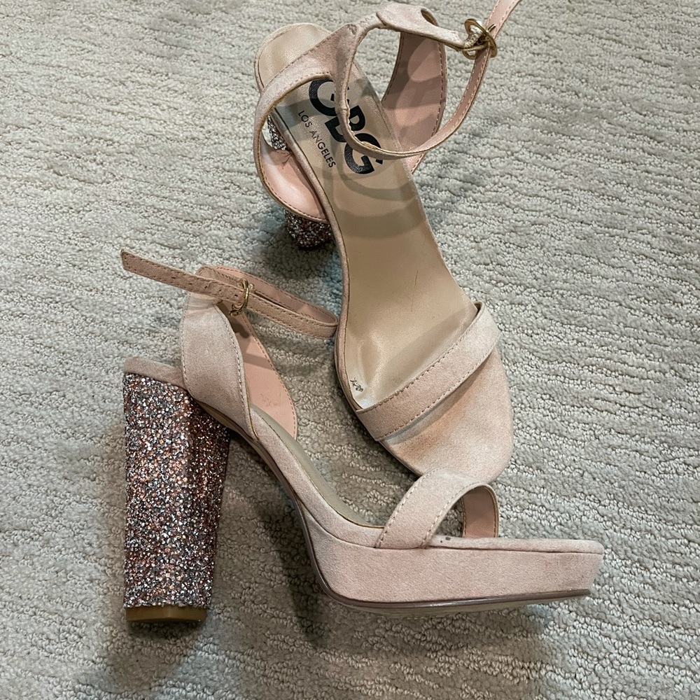 GBG LOS Angeles Sparkly Pink Heels (7.5) - Guess